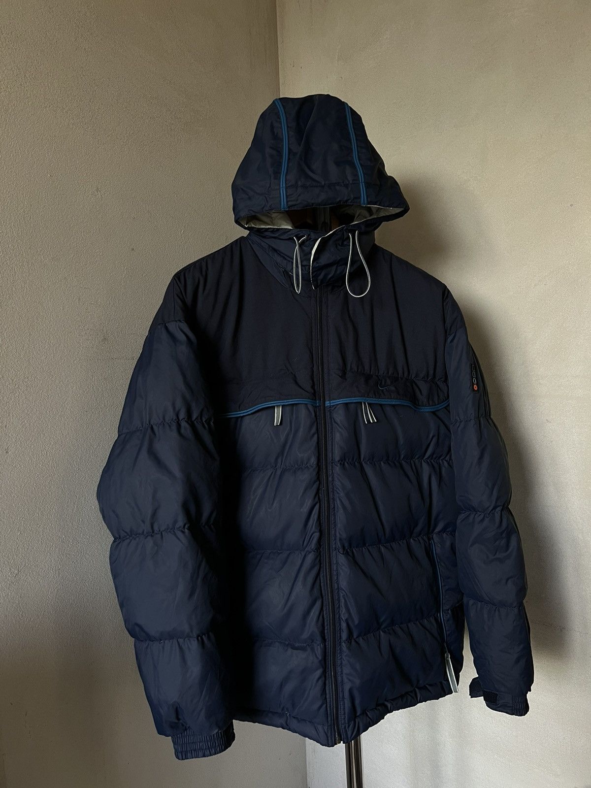 Nike × Vintage 90s Vintage Nike Logo Down Puffer Jacket Size US L / EU 52-54 / 3 - 1 Thumbnail