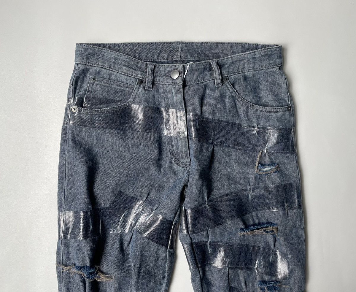 Maison Margiela A/W 09 ‘Distressed + Taped’ Denim Jeans Size 28" / US 6 / IT 42 - 2 Thumbnail