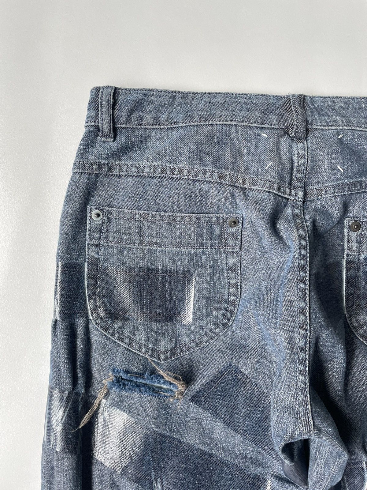 Maison Margiela A/W 09 ‘Distressed + Taped’ Denim Jeans Size 28" / US 6 / IT 42 - 13 Thumbnail
