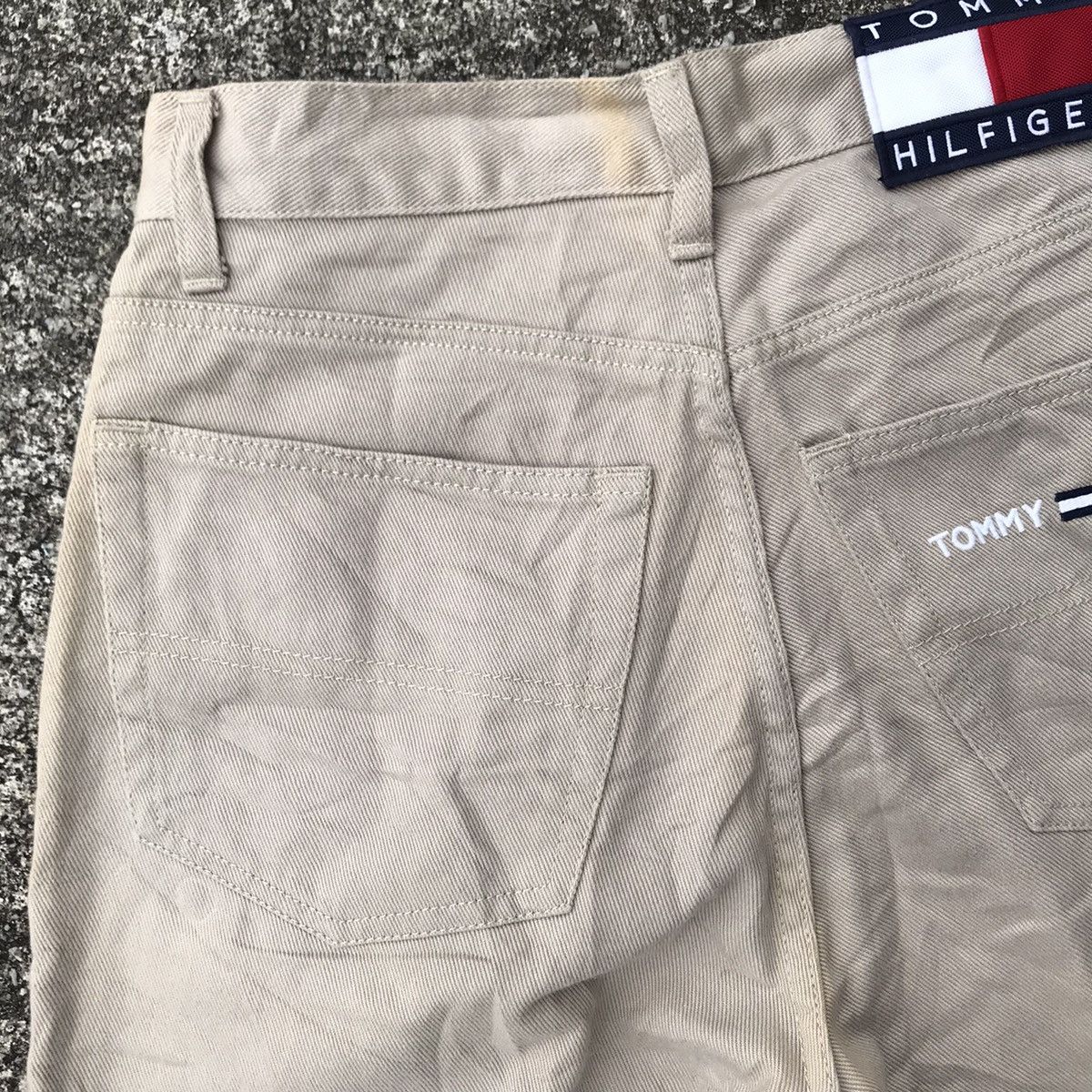 Tommy Hilfiger Vintage Tommy Hilfiger Denim jeans SunFaded Size US 30 / EU 46 - 4 Thumbnail