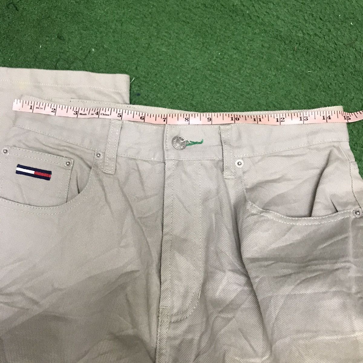 Tommy Hilfiger Vintage Tommy Hilfiger Denim jeans SunFaded Size US 30 / EU 46 - 20 Thumbnail