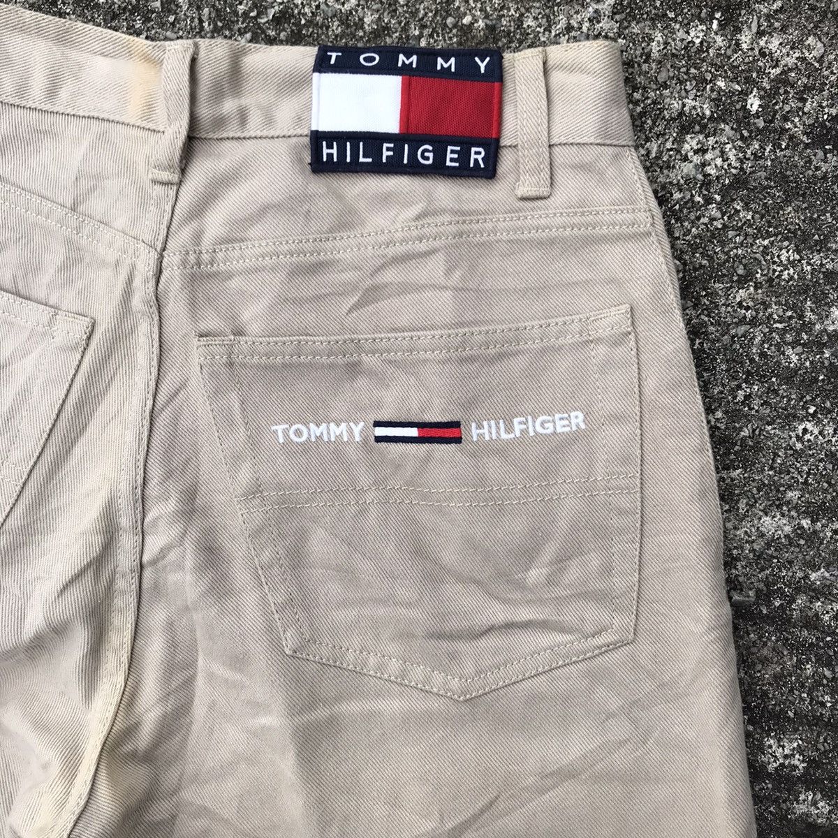 Tommy Hilfiger Vintage Tommy Hilfiger Denim jeans SunFaded Size US 30 / EU 46 - 1 Thumbnail