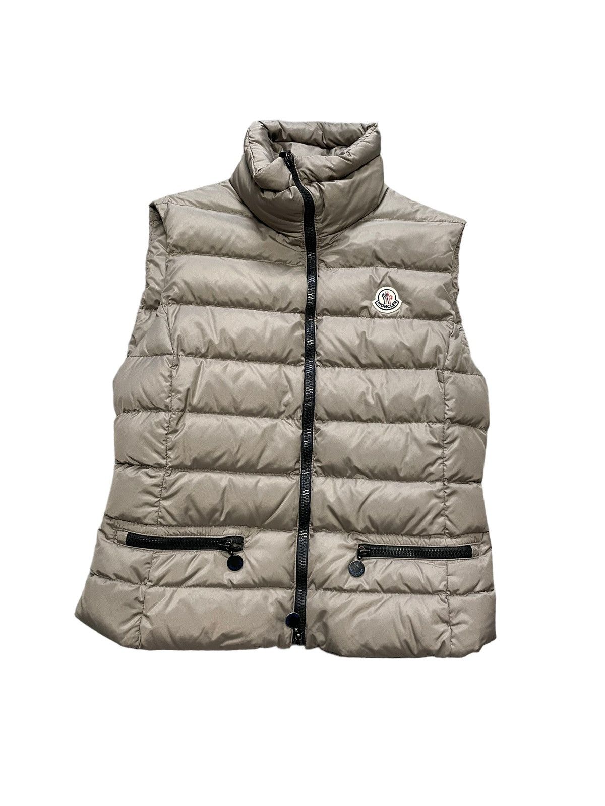 image of Moncler Gaelle Down Vest Gilet in Grey, Women's (Size Medium)