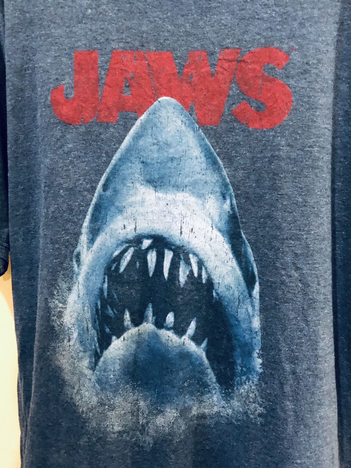 Anime × Universal Studios Movie tee JAWS Size XL Size US XL / EU 56 / 4 - 2 Thumbnail