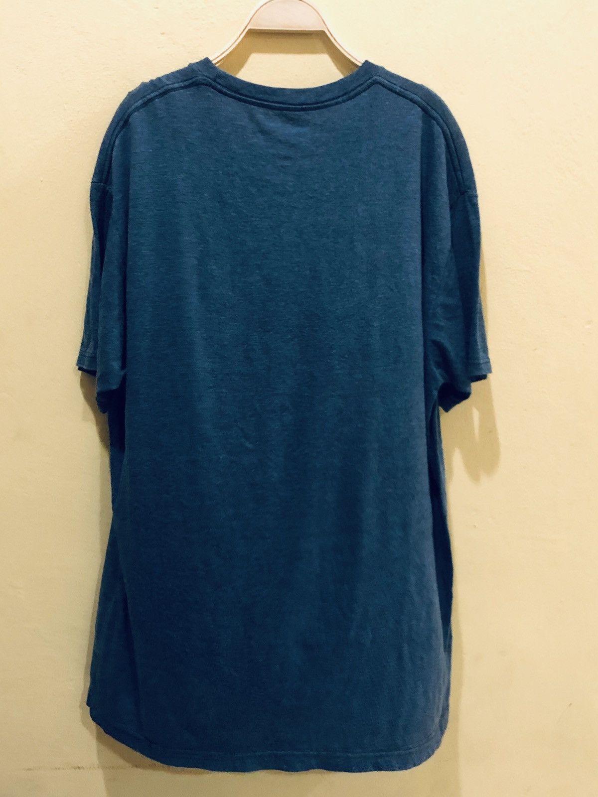 Anime × Universal Studios Movie tee JAWS Size XL Size US XL / EU 56 / 4 - 4 Thumbnail