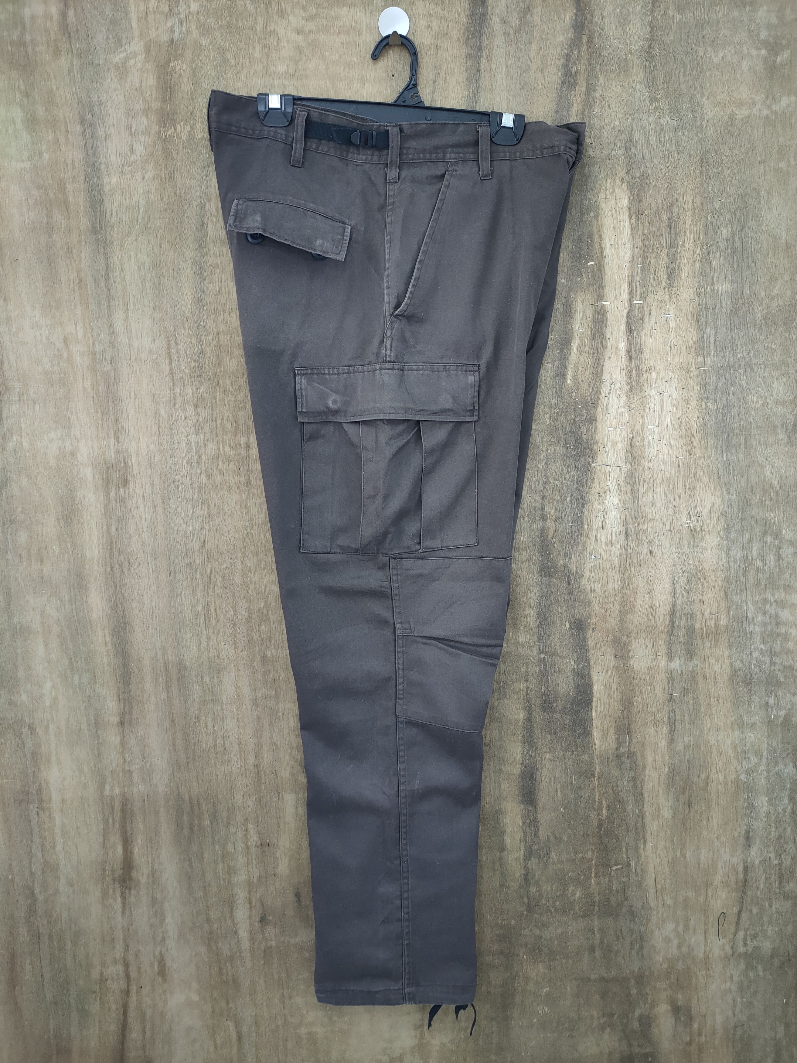Vintage VINTAGE MILITARY BROWN CARGO PANTS/ TACTICAL PANTS Size US 34 / EU 50 - 7 Thumbnail