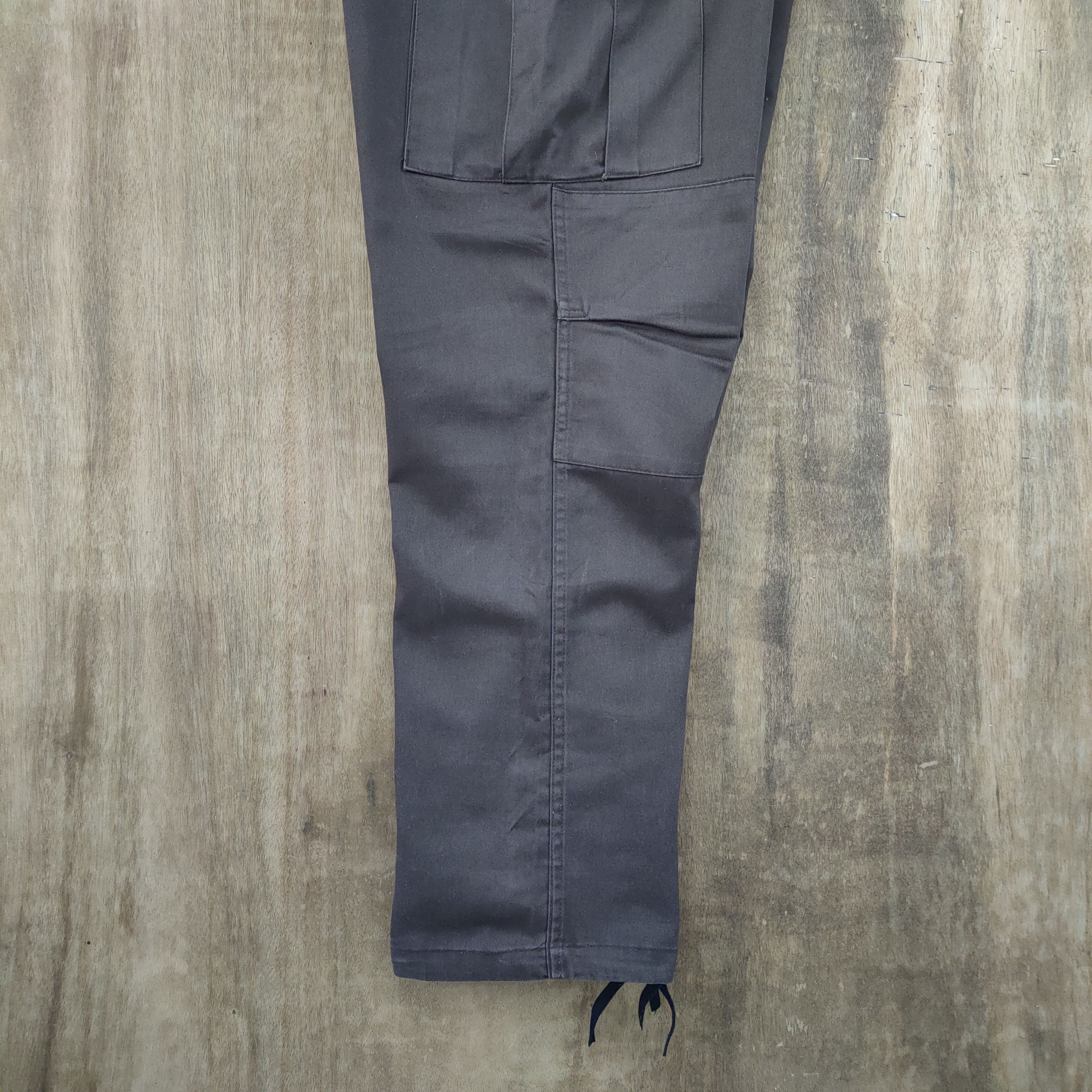 Vintage VINTAGE MILITARY BROWN CARGO PANTS/ TACTICAL PANTS Size US 34 / EU 50 - 13 Thumbnail