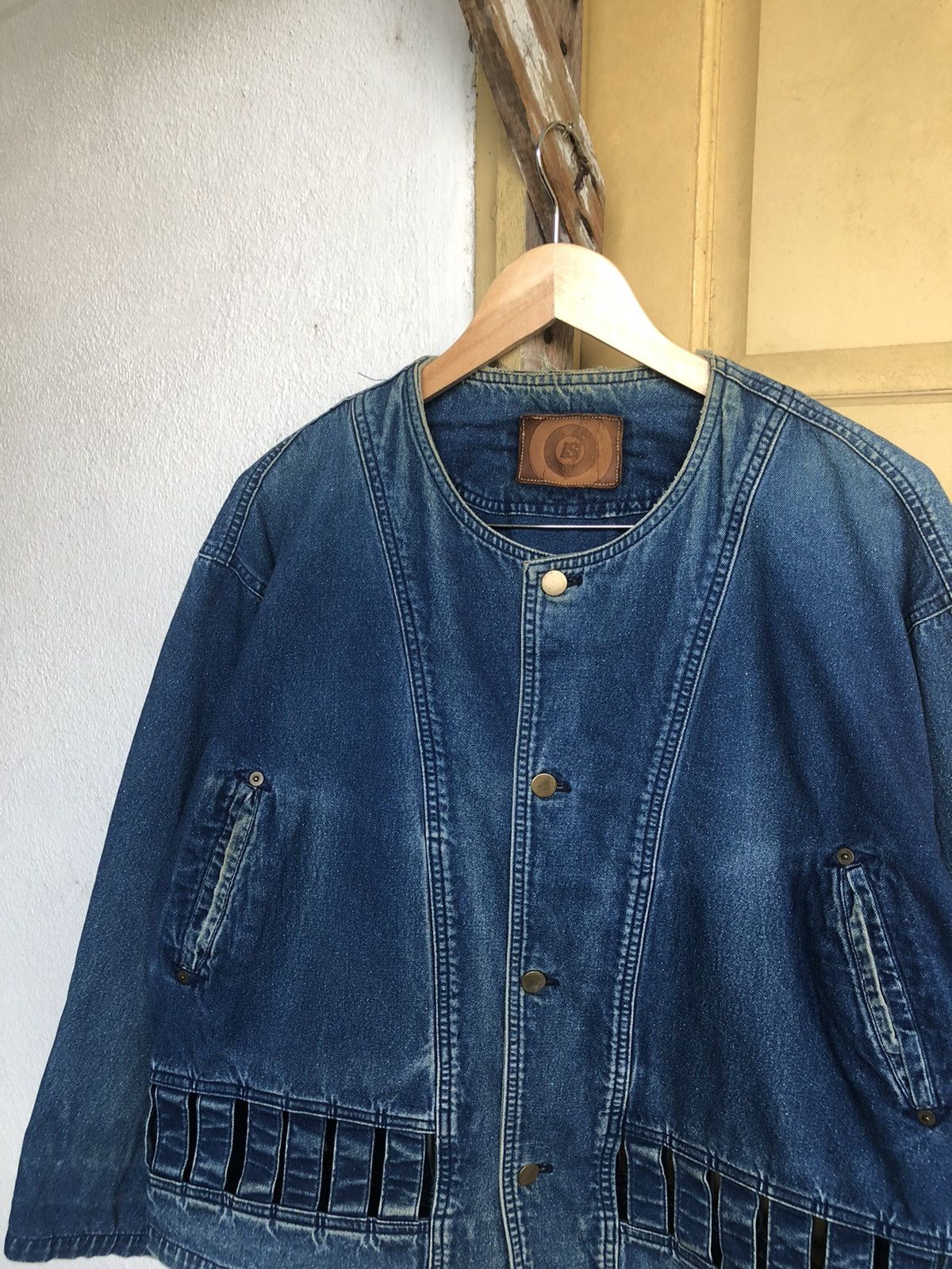 Issey Miyake Vintage Issey Miyake I.S Oversized Denim Jacket Women Size XL / US 12-14 / IT 48-50 - 3 Thumbnail