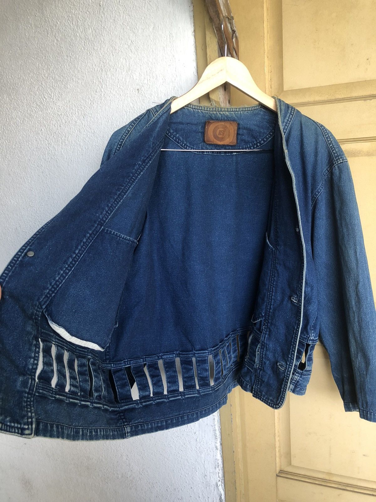 Issey Miyake Vintage Issey Miyake I.S Oversized Denim Jacket Women Size XL / US 12-14 / IT 48-50 - 17 Thumbnail