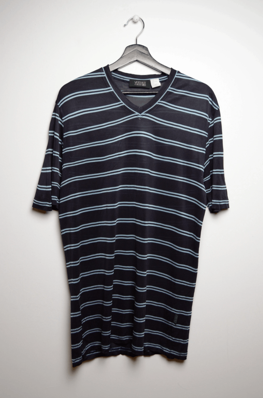 Versace versace y2k mesh v neck tee-shirt Size US XL / EU 56 / 4 - 1 Thumbnail