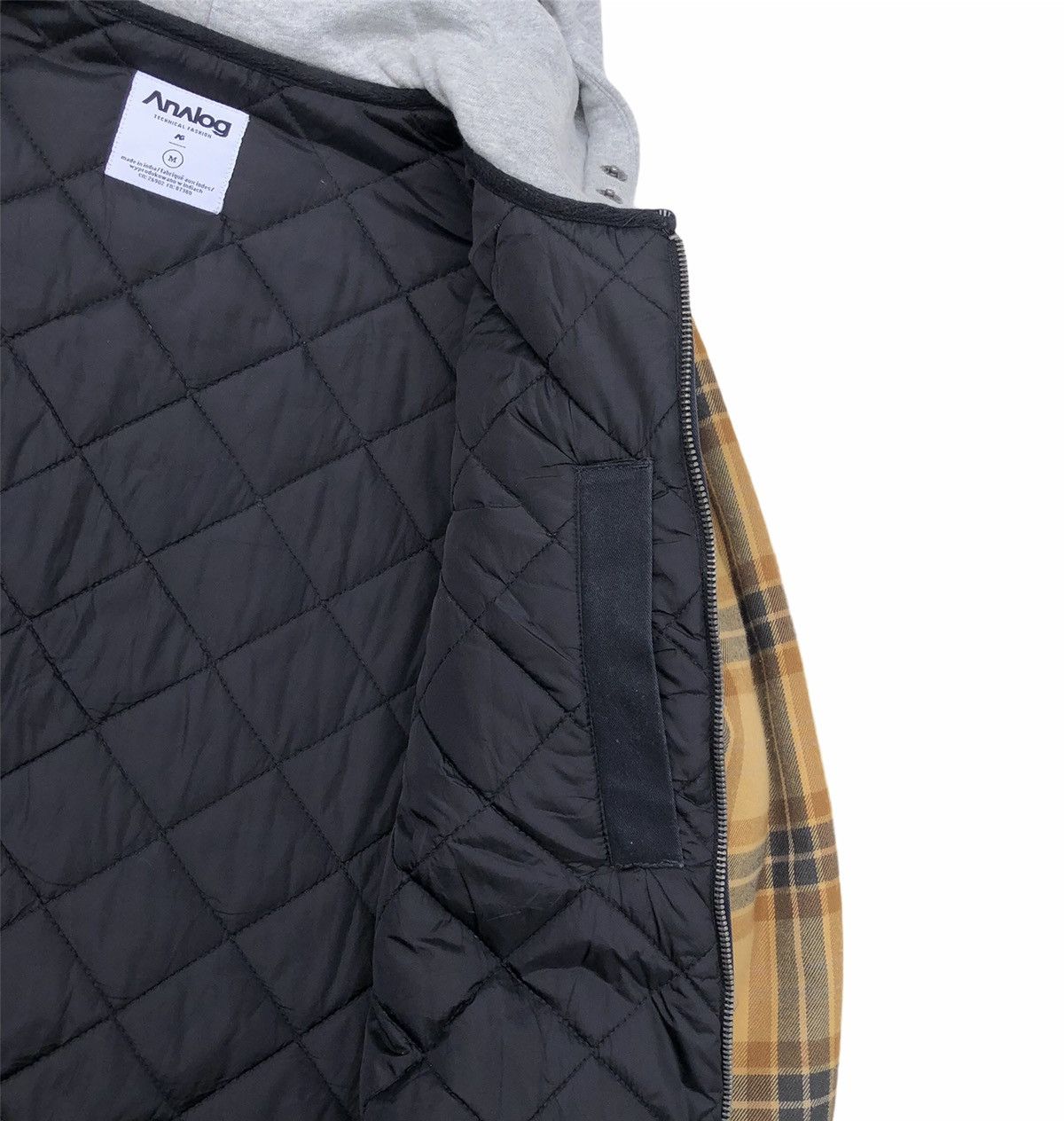 Analog Analog Checkered Sleeve Hoodie Puffer Jacket Size US M / EU 48-50 / 2 - 6 Thumbnail