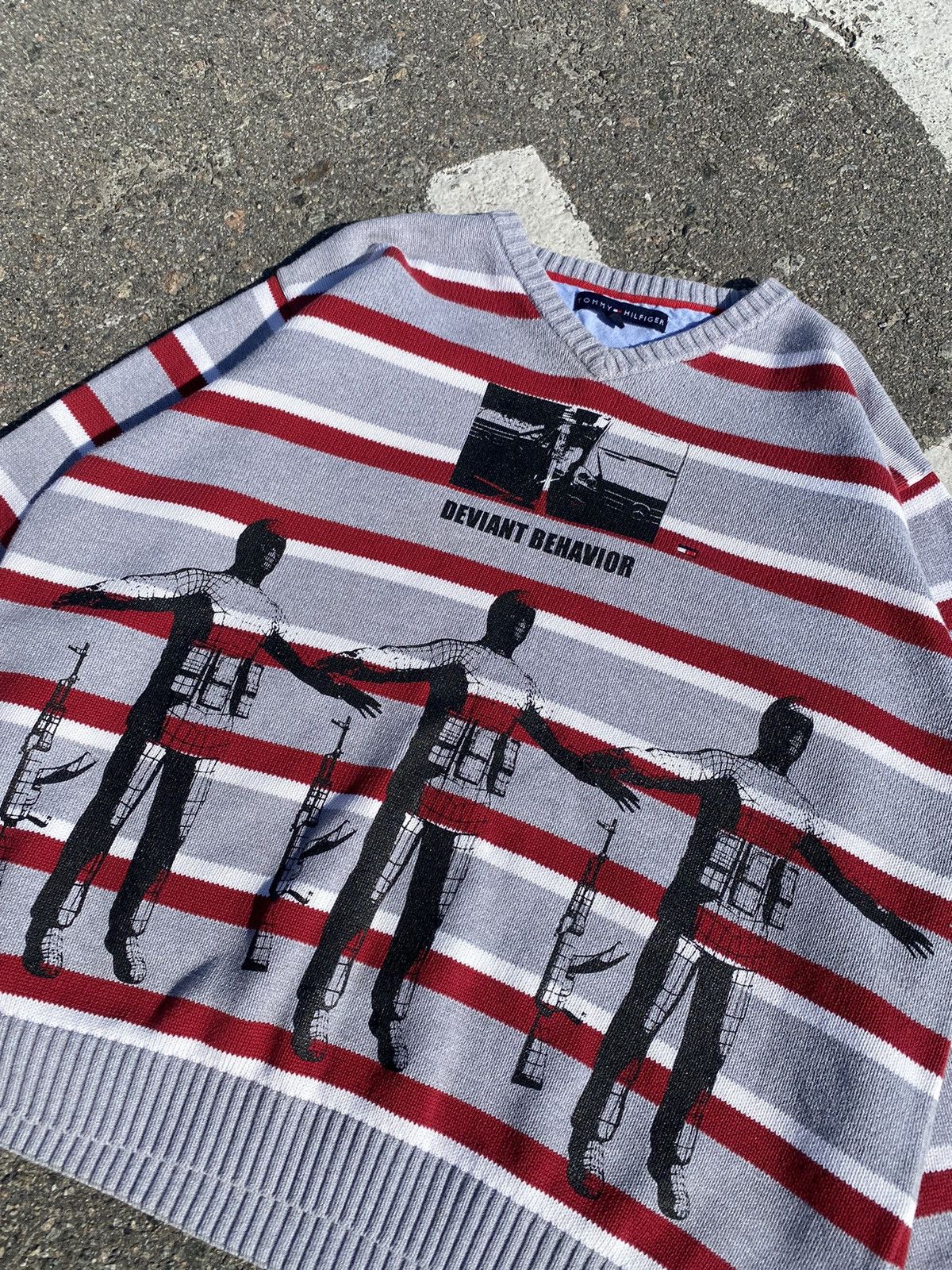 Tommy Hilfiger Tommy Hilfiger custom sweater knit Size US XXL / EU 58 / 5 - 3 Thumbnail