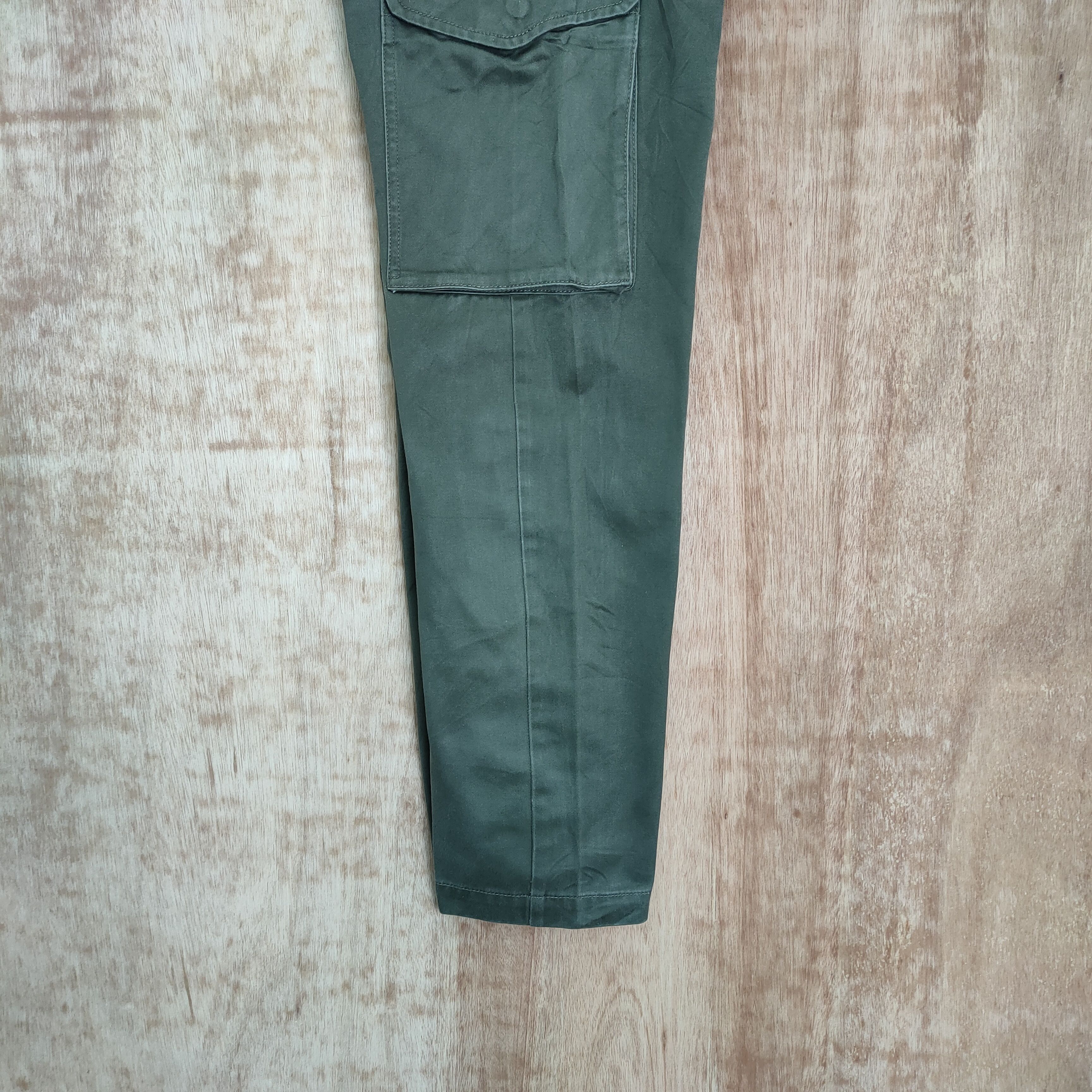 Japanese Brand JAPANESE GREEN CARGO PANTS / TACTICAL PANTS Size US 29 - 12 Thumbnail