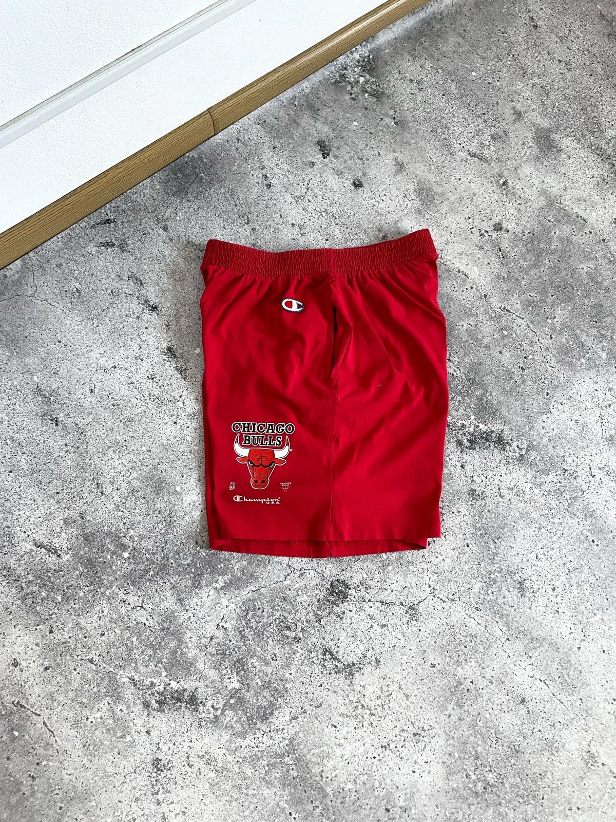 Champion VTG 80-90's Chicago Bulls NBA Michael Jordan Champion Shorts Size US 32 / EU 48 - 1 Thumbnail