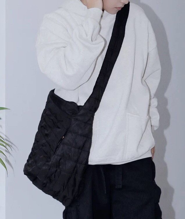 Fashion Utility Quilted Crossbody Shoulder Messenger Bag in Black, Men's