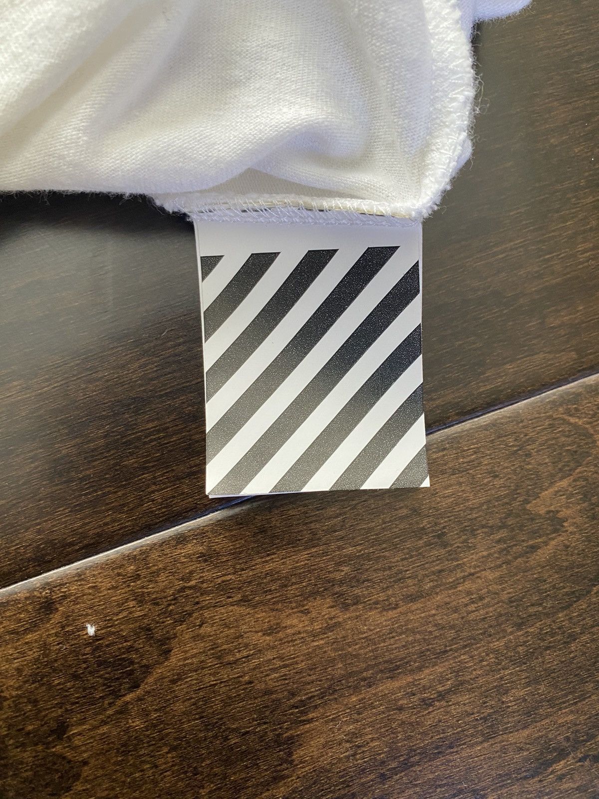 Off-White Off-White Kiss Tee Size US M / EU 48-50 / 2 - 17 Thumbnail