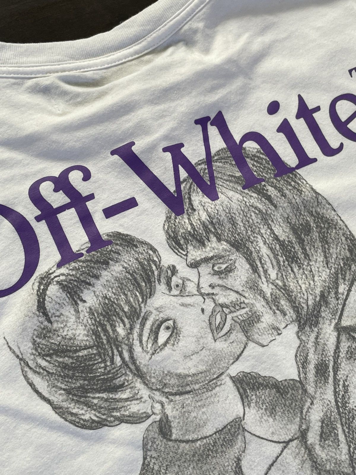 Off-White Off-White Kiss Tee Size US M / EU 48-50 / 2 - 16 Thumbnail