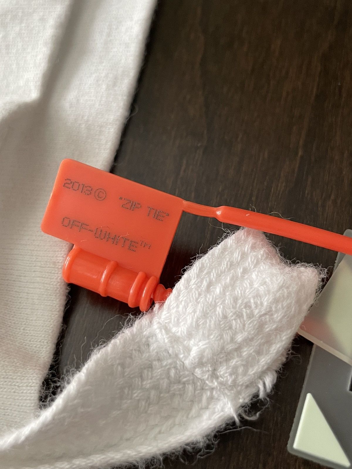 Off-White Off-White Kiss Tee Size US M / EU 48-50 / 2 - 10 Thumbnail