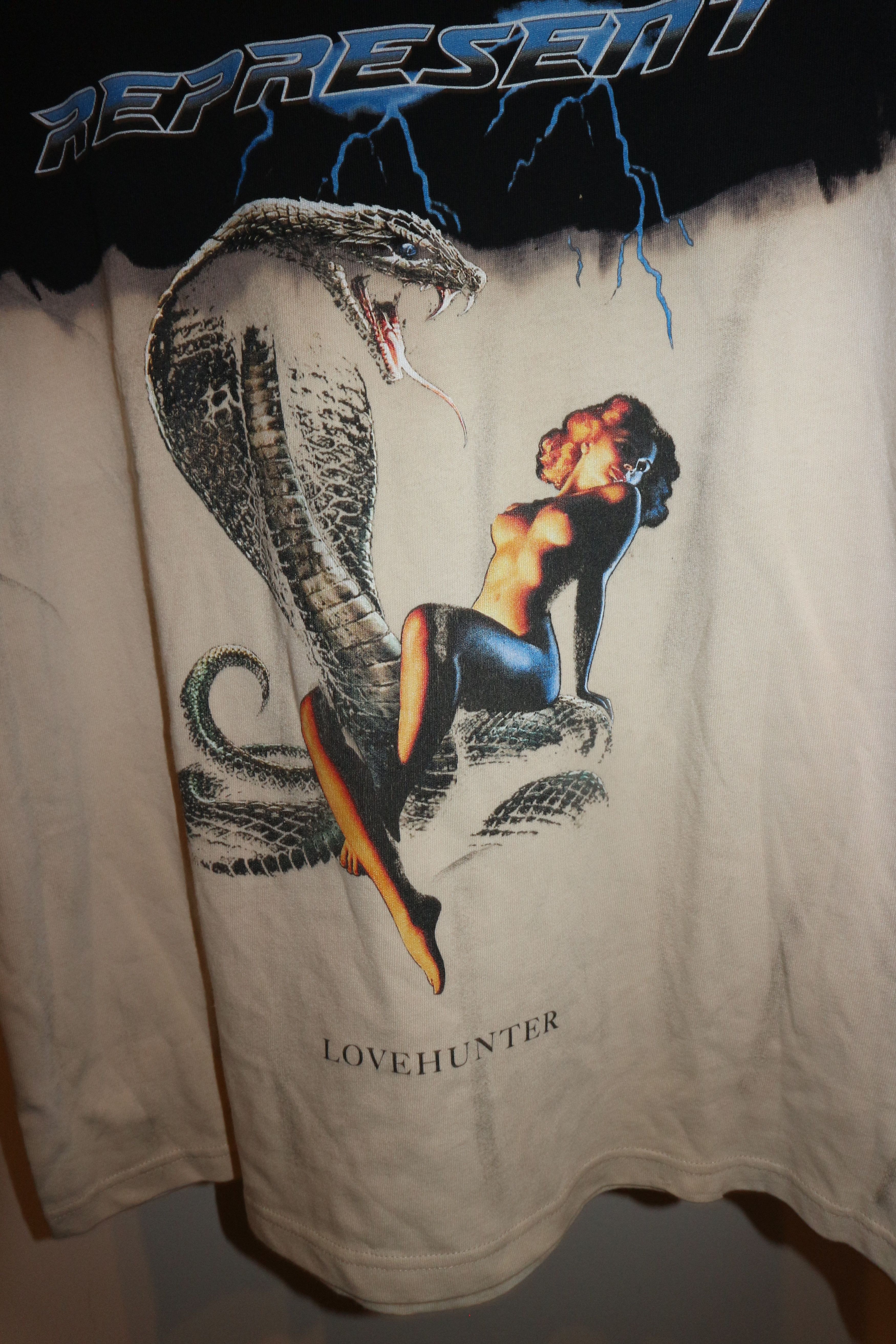 Represent Clo. Love Hunter t-shirt Size US S / EU 44-46 / 1 - 4 Thumbnail