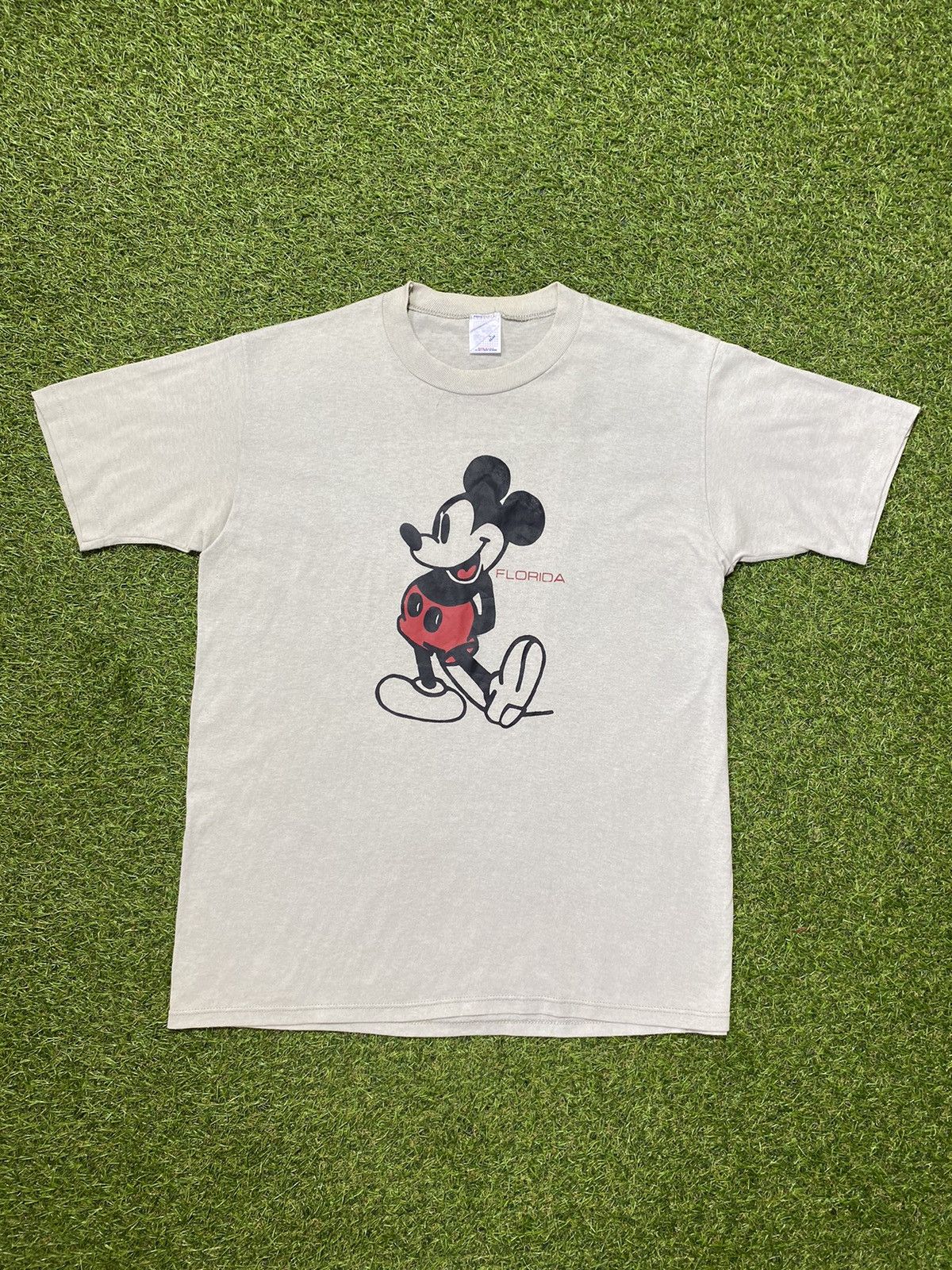 Disney Vintage Y2k Disney tee streetwear movie style size L Size US L / EU 52-54 / 3 - 1 Thumbnail