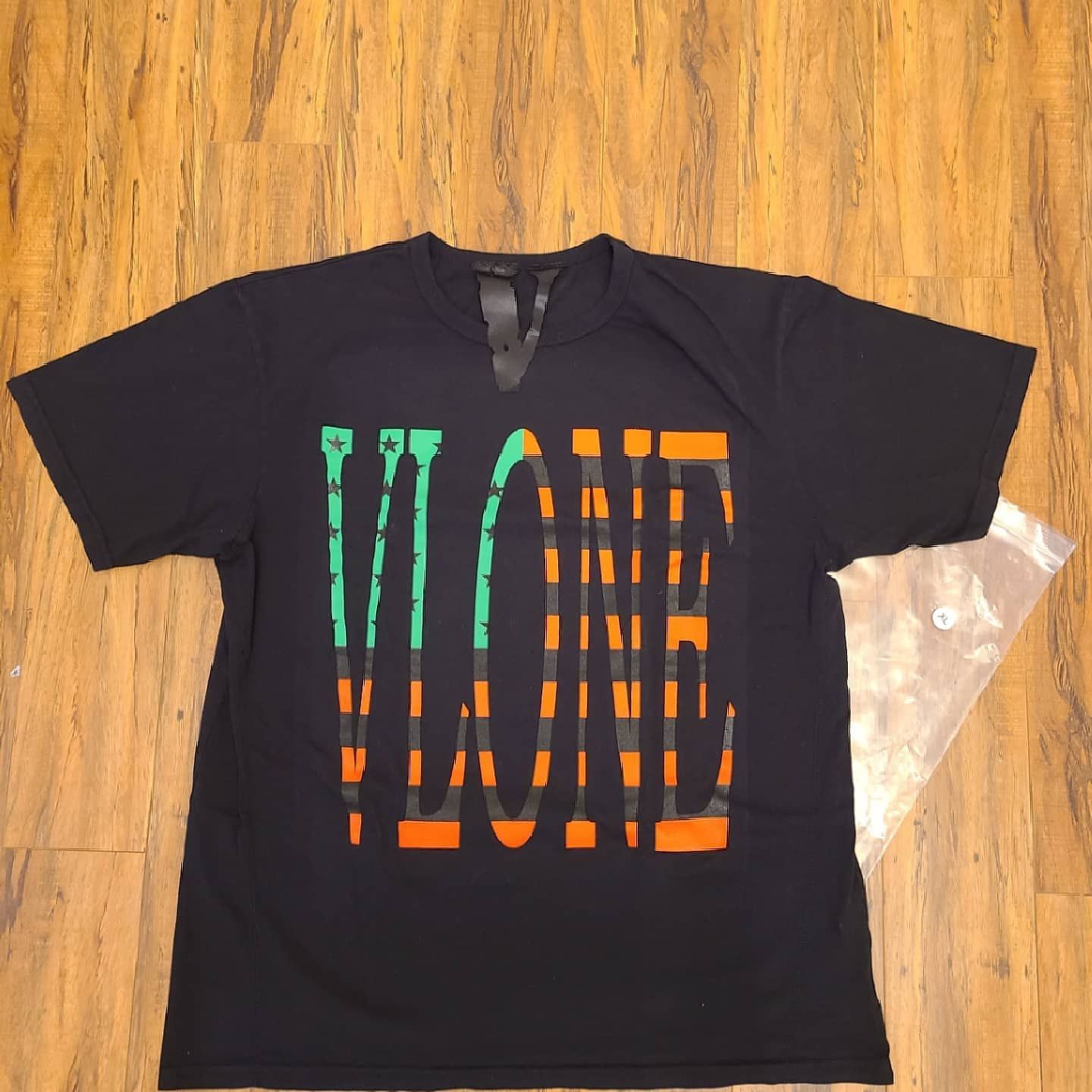 Vlone VLONE POWER STAPLE Size US XL / EU 56 / 4 - 1 Thumbnail