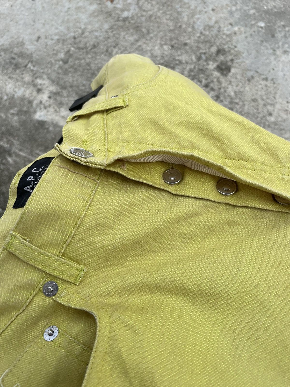 A.P.C. A.p.c light washed jeans Size US 34 / EU 50 - 11 Thumbnail