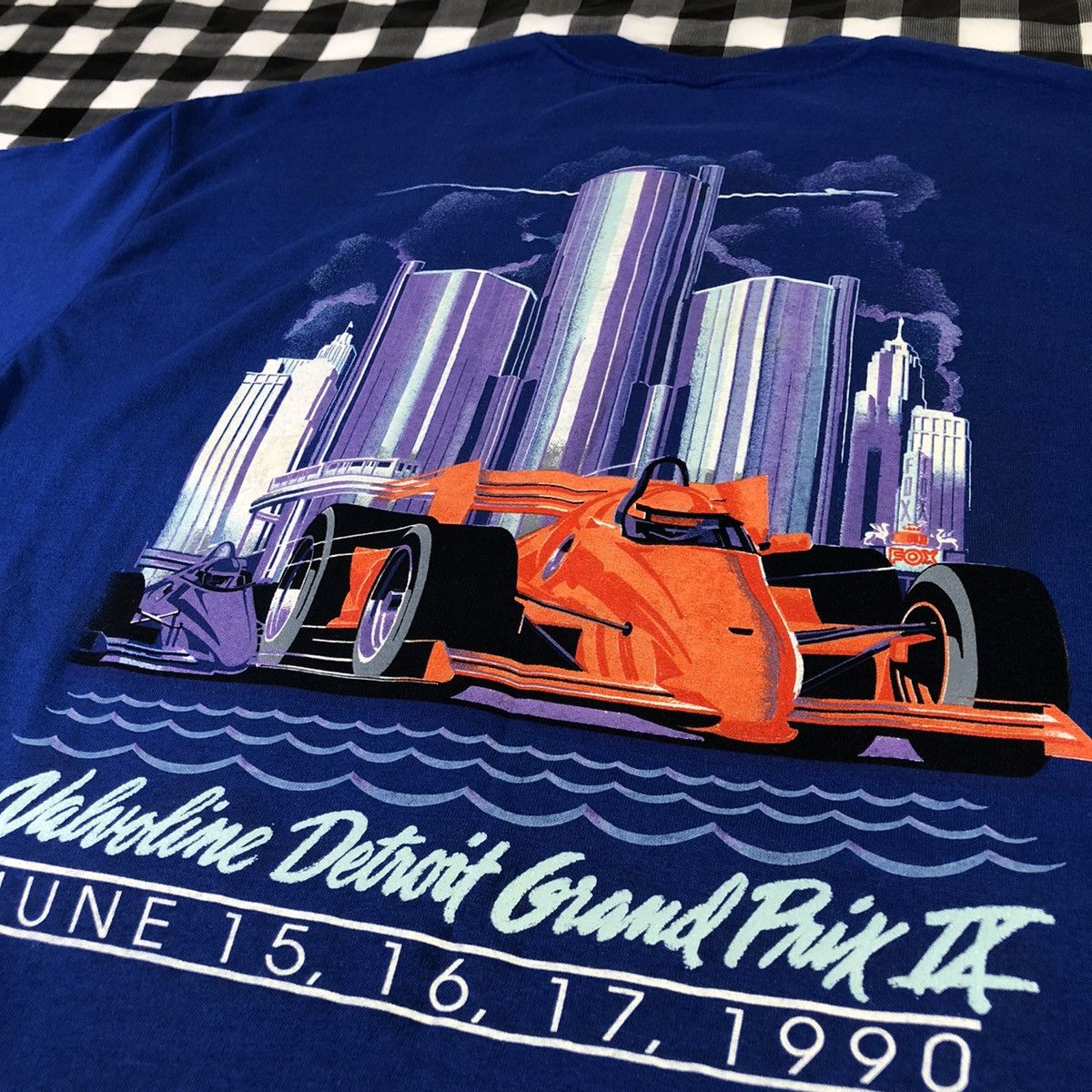 Vintage Detroit 1990 Valvoline Grand Prix Racing F1 Vintage T Shirt Size US XL / EU 56 / 4 - 6 Thumbnail