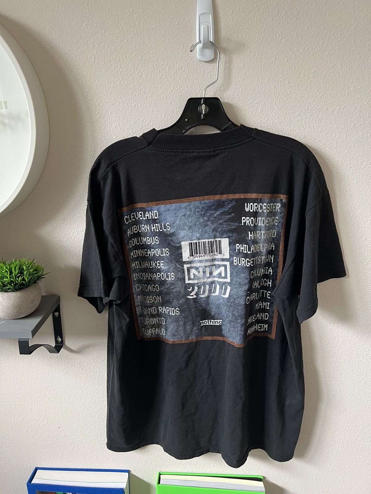 Band Tees Vintage Nine Inch Nails US 2000 Nothing Tour T-Shirt Size US XL / EU 56 / 4 - 2 Thumbnail