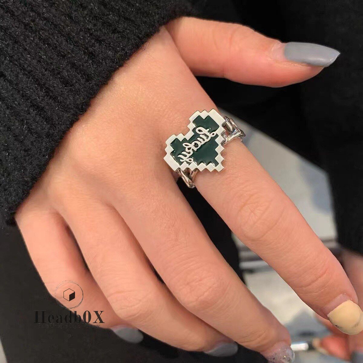 Jewelry Heart Green Stone Letter Rings Size ONE SIZE - 1 Thumbnail