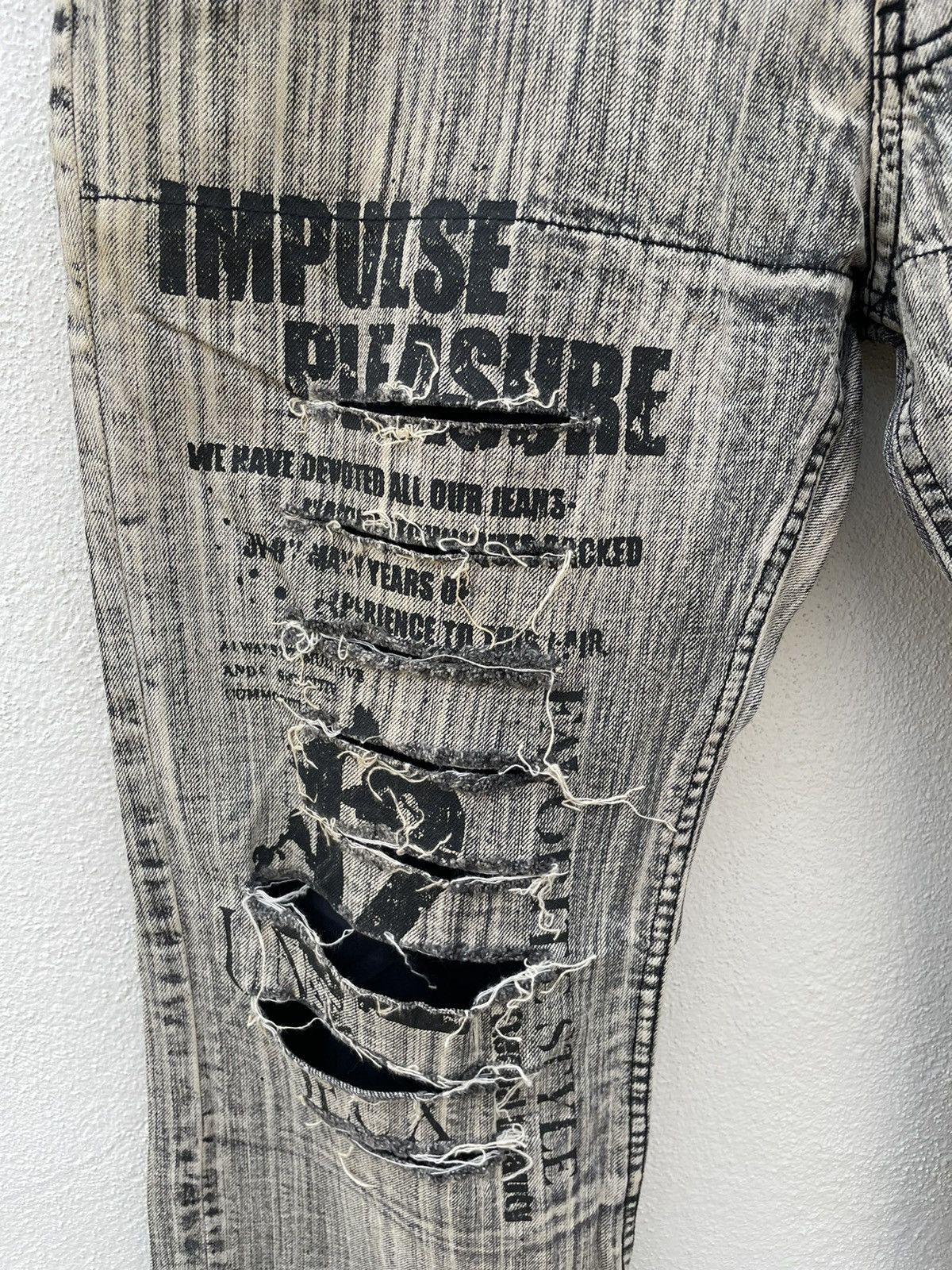 Japanese Brand Japanese Brand Distressed rips design Jeans Size US 36 / EU 52 - 3 Thumbnail