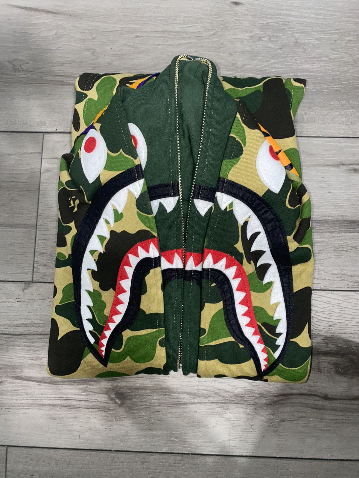 BAPE WINDSTOPPER® 1ST CAMO Shark Hoodie Jacket