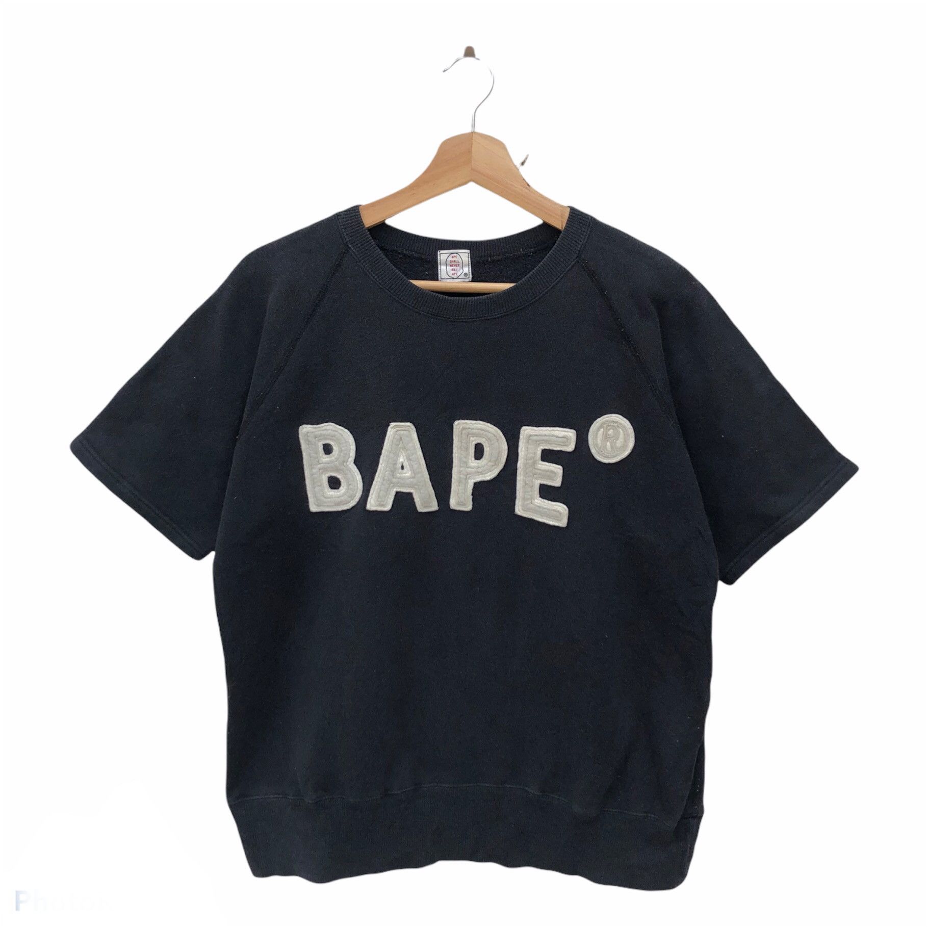 Bape BAPE APPLIQUE S/S CREWNECK Size US S / EU 44-46 / 1 - 1 Thumbnail