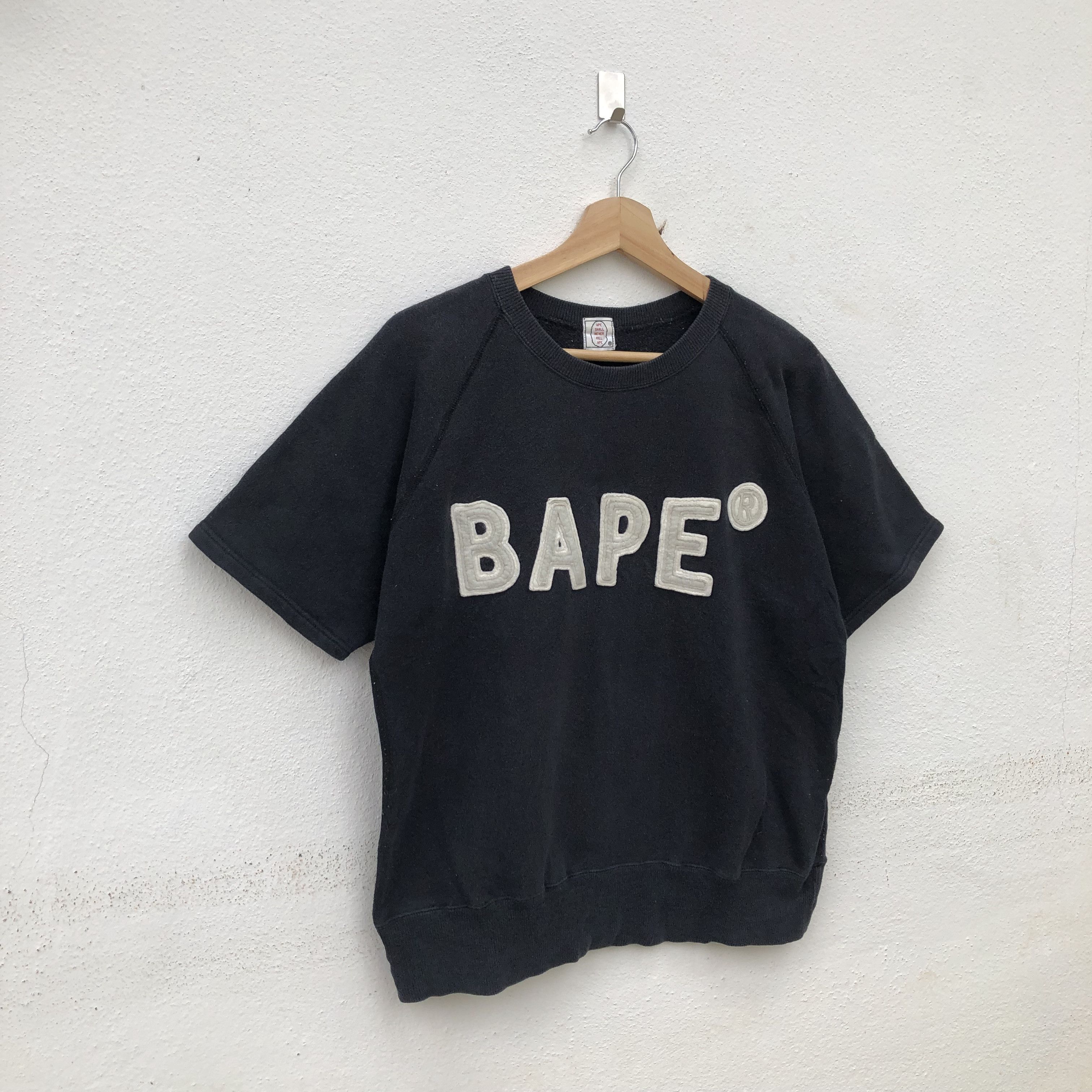 Bape BAPE APPLIQUE S/S CREWNECK Size US S / EU 44-46 / 1 - 2 Thumbnail