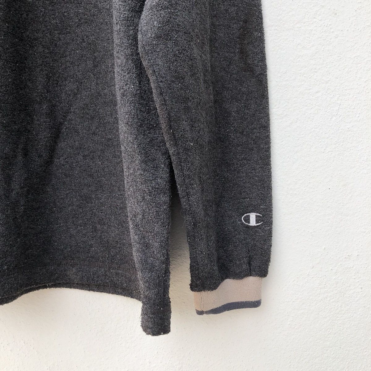 VINTAGE SWEATSHIRT CHAMPION CENTRE LOGO