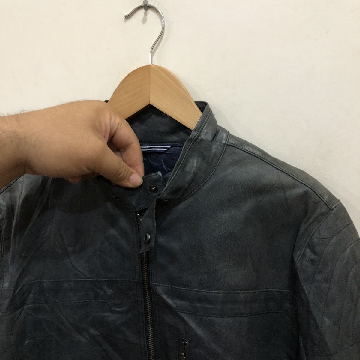 Japanese Brand 🔥VINTAGE GENUINE LEATHER JACKET CAFE RACER BIKER LANVIN Size US M / EU 48-50 / 2 - 4 Thumbnail