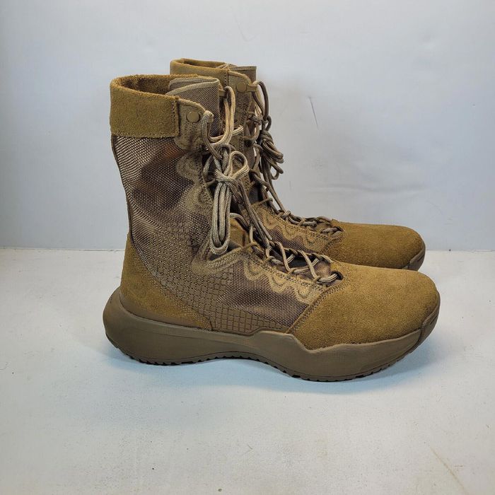 nike coyote