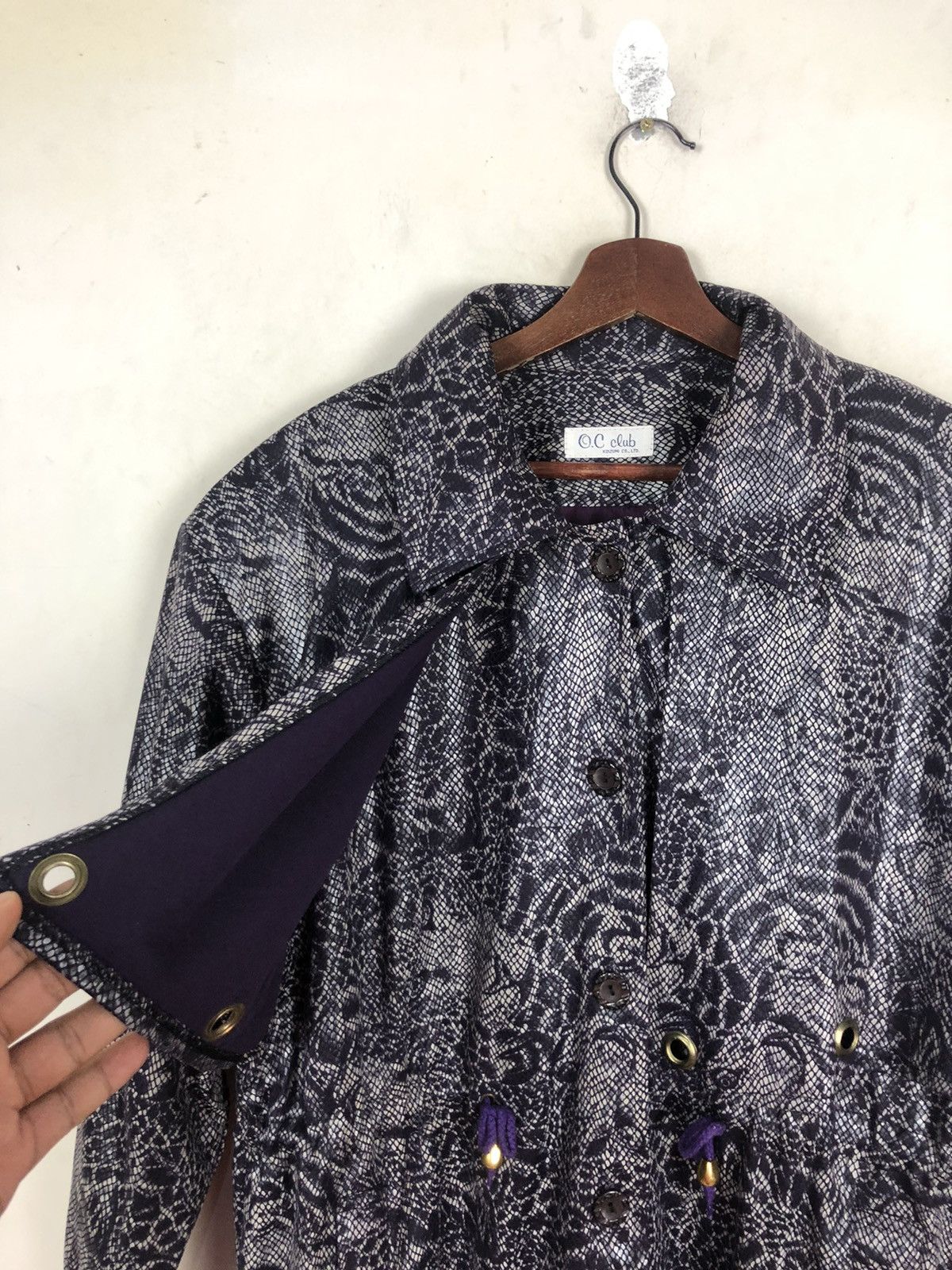 Japanese Brand × Vintage Vintage Koizumi Overprinted Leopard Long Jacket M-L Size US L / EU 52-54 / 3 - 5 Thumbnail