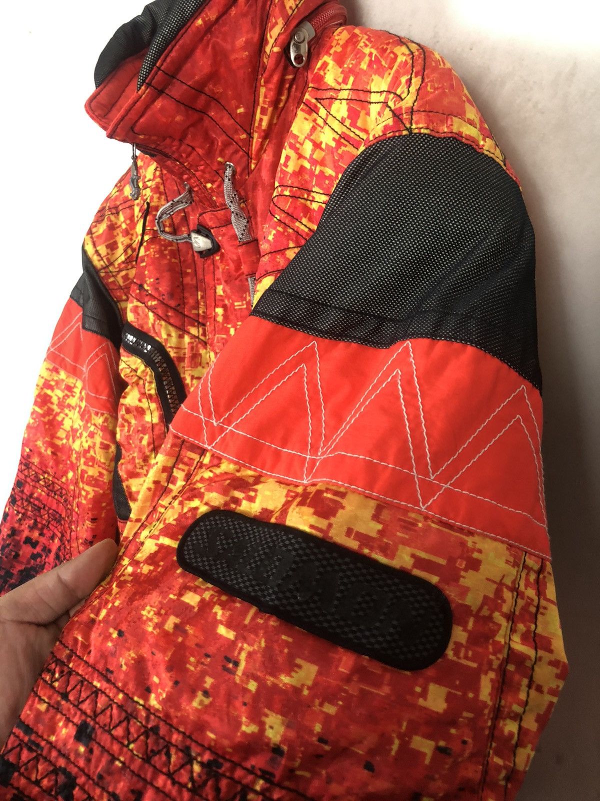 Salomon Very Rare Salomon Ski Jacket Sample Production Size US L / EU 52-54 / 3 - 7 Thumbnail