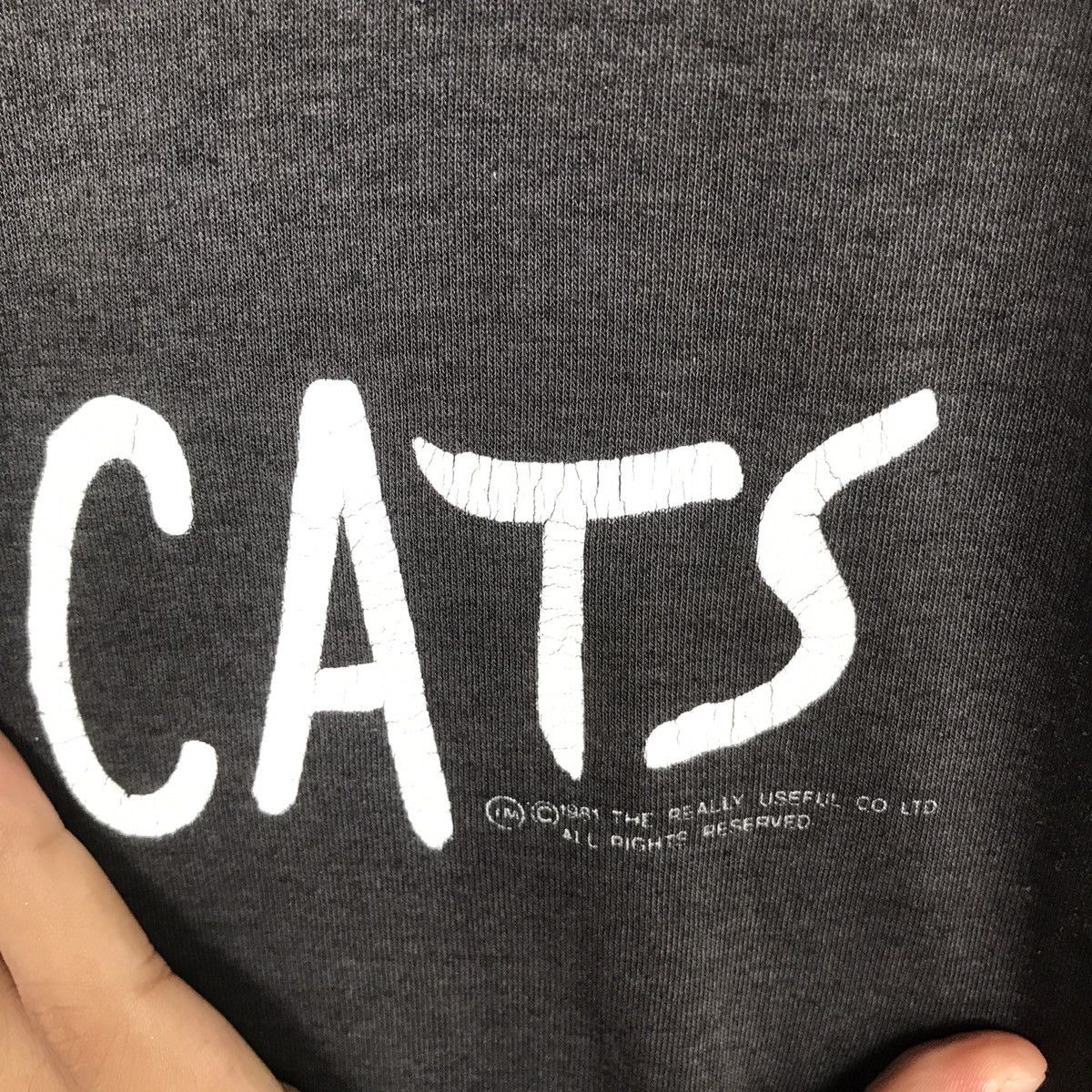 Vintage 🔥Vintage CATS MUSICAL Film 1981 by Andrew Lloyd Webber Size US L / EU 52-54 / 3 - 4 Thumbnail