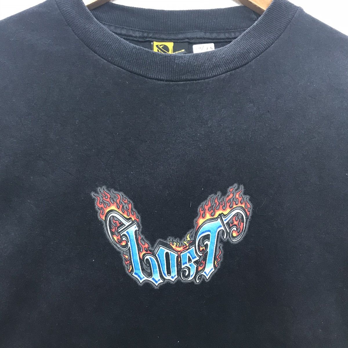 Lost Enterprises *Vintage lost enterprises surfboard men clothing tees Size US M / EU 48-50 / 2 - 4 Thumbnail