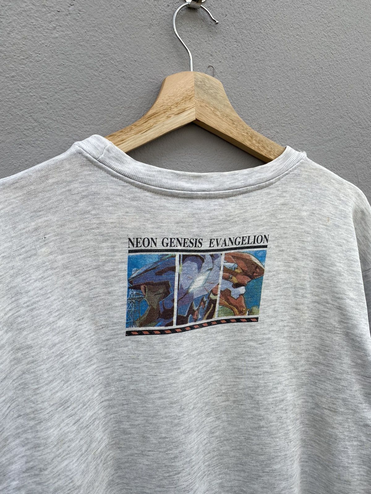 Anime RARE 90s Neon Genesis EVANGELION Apocalyptic Anime Tee Size US M / EU 48-50 / 2 - 2 Thumbnail
