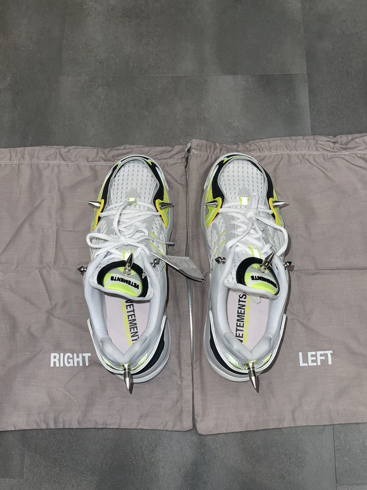 Vetements !DS! SS19 Vetements Spike Runner 400 Low-Top Sneakers Size US 8.5 / EU 41-42 - 11 Thumbnail