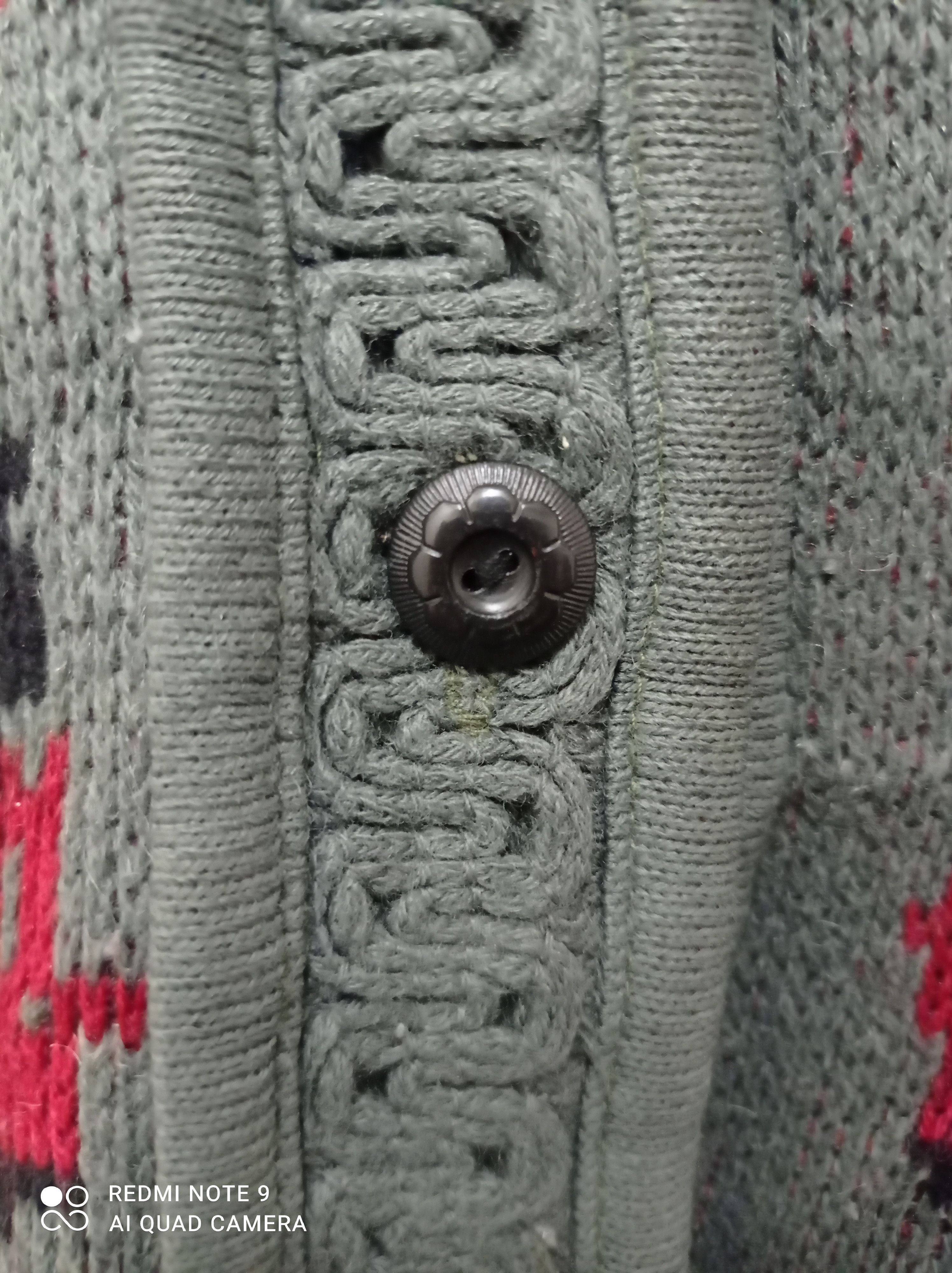 Japanese Brand × Other Vintage Japanese Brand knitted vest floral pattern Size US M / EU 48-50 / 2 - 6 Thumbnail