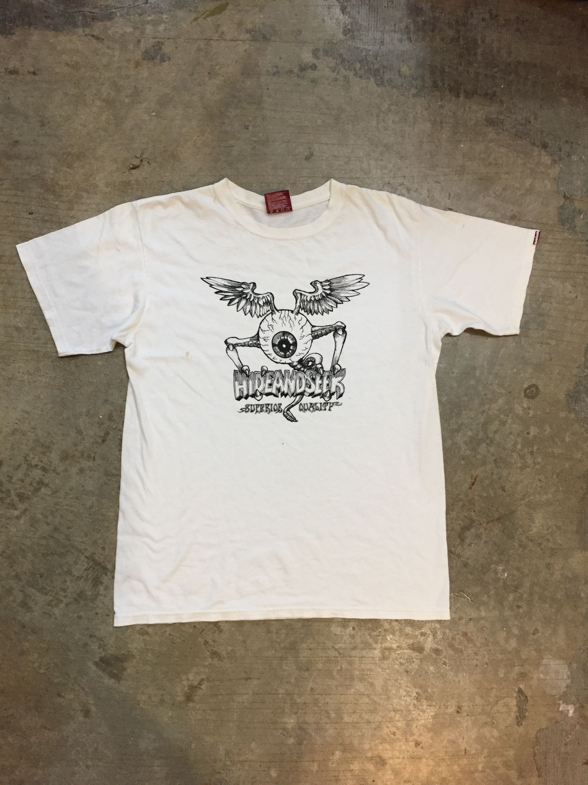 20471120 Hide and Seek satanic eye and wing tee Size US M / EU 48-50 / 2 - 2 Thumbnail