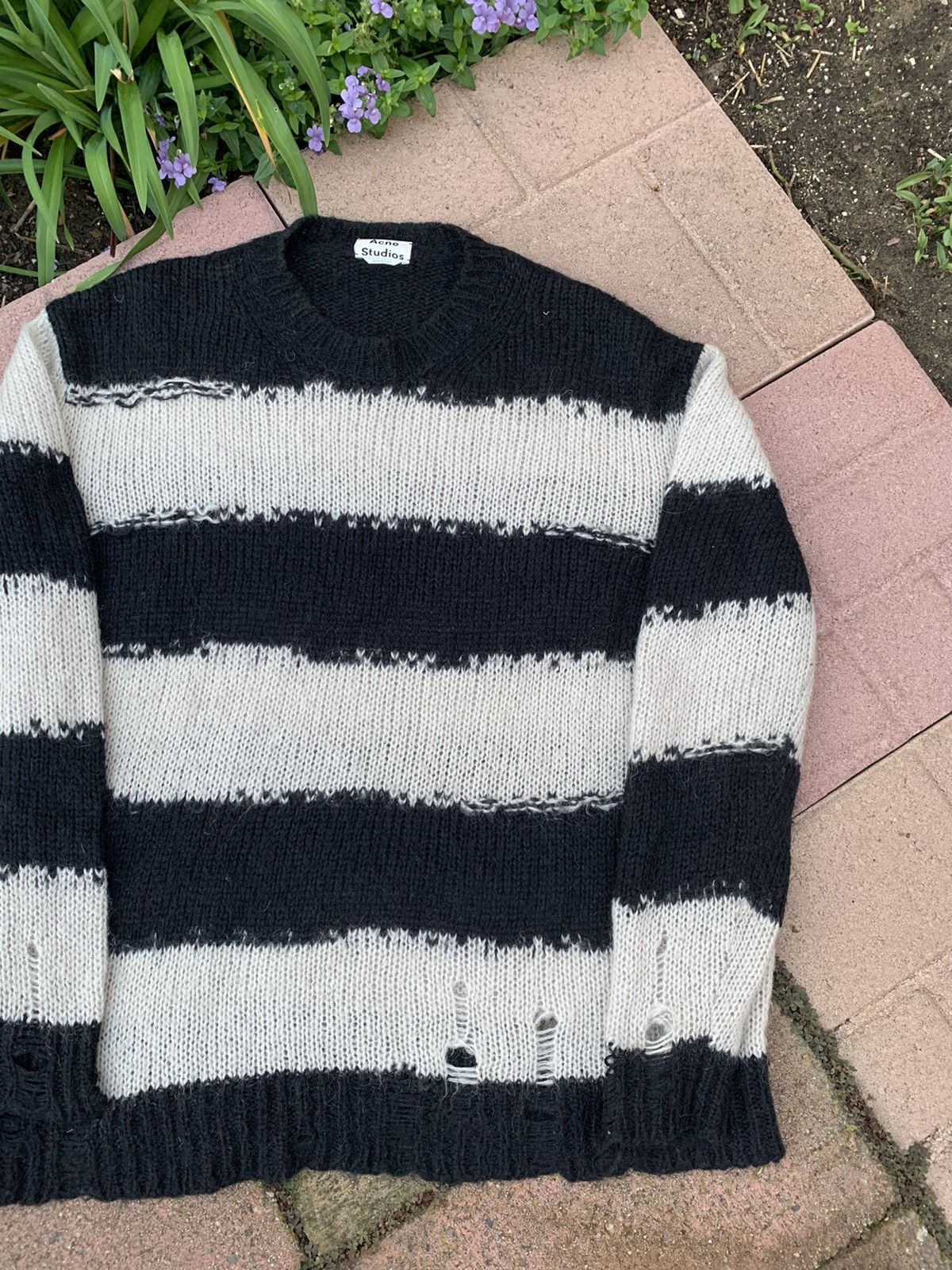 Acne Studios RARE GRAIL acne studios Cobain distressed mohair sweater Size US XL / EU 56 / 4 - 3 Thumbnail