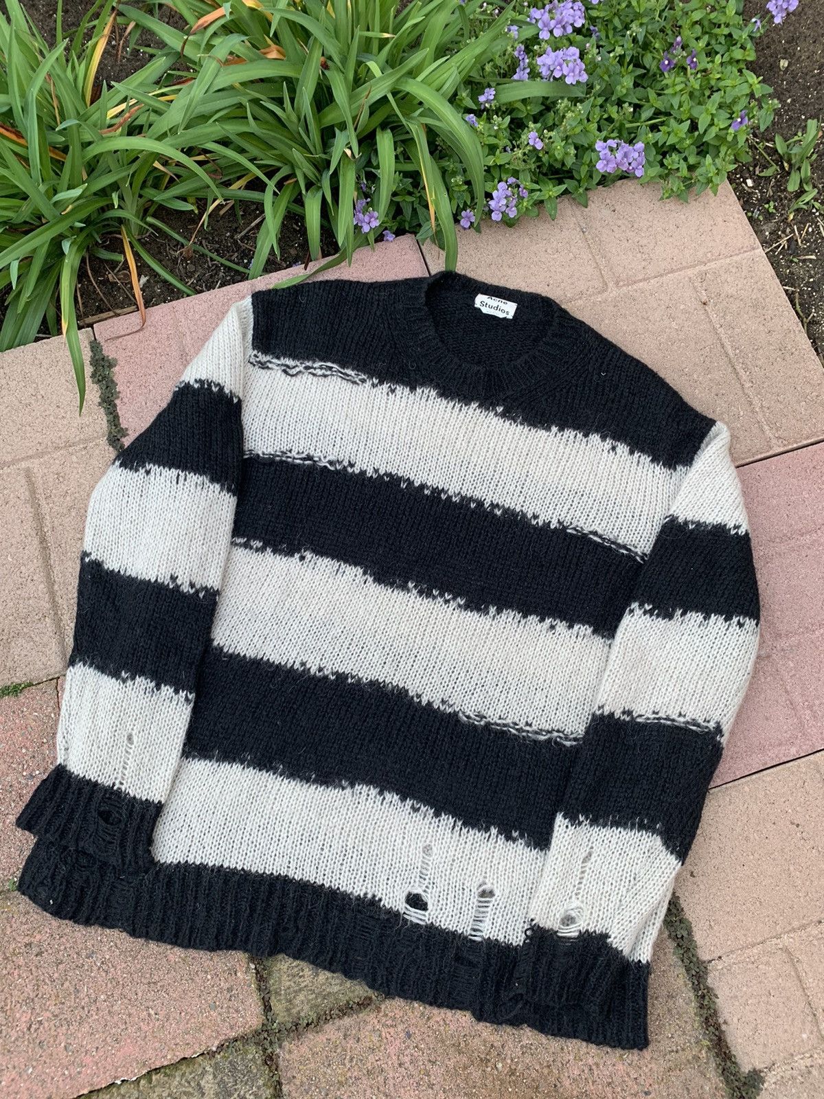 Acne Studios RARE GRAIL acne studios Cobain distressed mohair sweater Size US XL / EU 56 / 4 - 4 Thumbnail