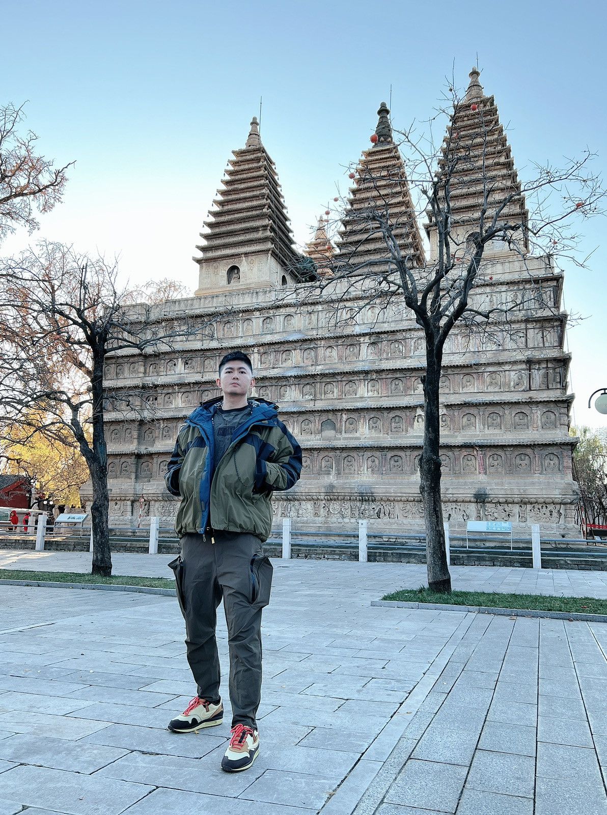 Kazuki Kuraishi × The North Face Urban Exploration Kazuki Mountain Down Jacket Olive Size US L / EU 52-54 / 3 - 5 Thumbnail