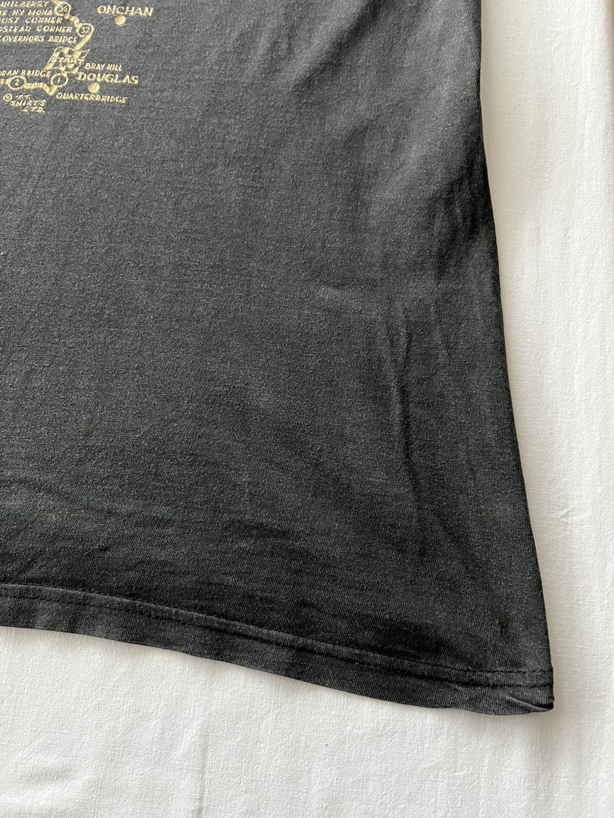 Band Tees Vintage 1995 Manx Grand Prix 95 Moto Racing Faded Black Tee Size US XL / EU 56 / 4 - 14 Thumbnail