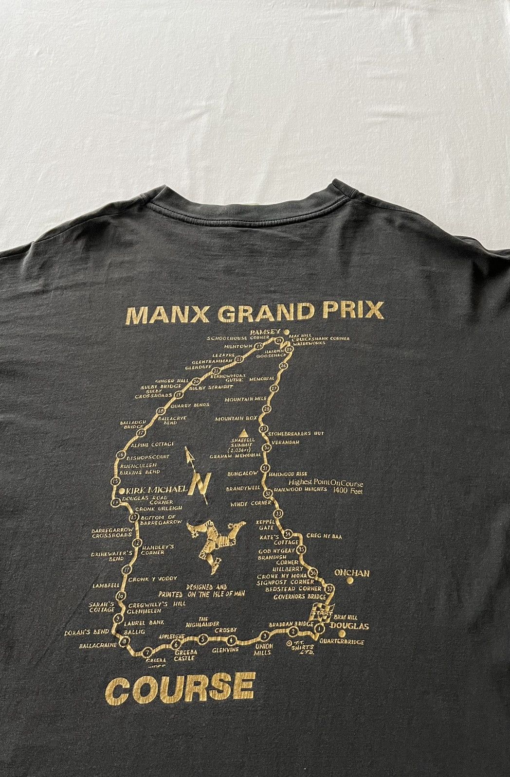 Band Tees Vintage 1995 Manx Grand Prix 95 Moto Racing Faded Black Tee Size US XL / EU 56 / 4 - 11 Thumbnail