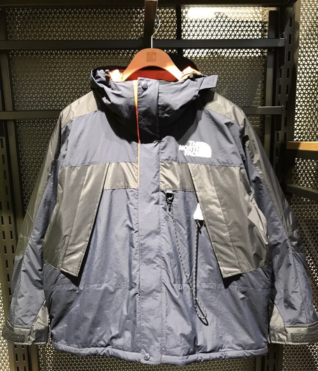 Kazuki Kuraishi × The North Face Urban Exploration Kazuki Mountain Down JACKET Navy Size US M / EU 48-50 / 2 - 10 Thumbnail